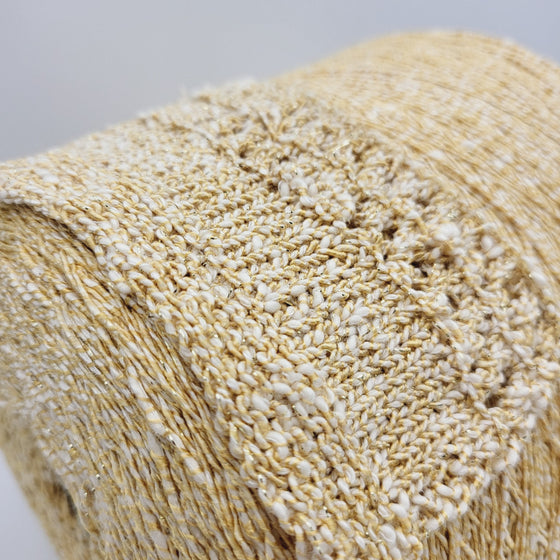 Italian wool
premium yarn
handcrafted knitting supplies