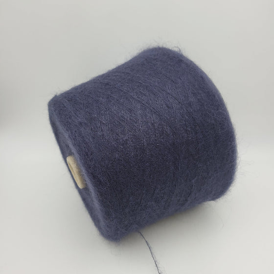 Italian wool
premium yarn
handcrafted knitting supplies
