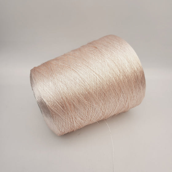 Italian wool
premium yarn
handcrafted knitting supplies