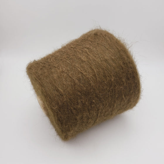 Italian wool
premium yarn
handcrafted knitting supplies