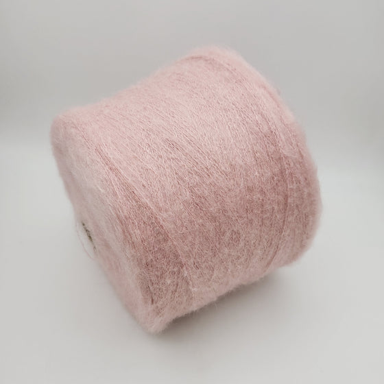 Italian wool
premium yarn
handcrafted knitting supplies