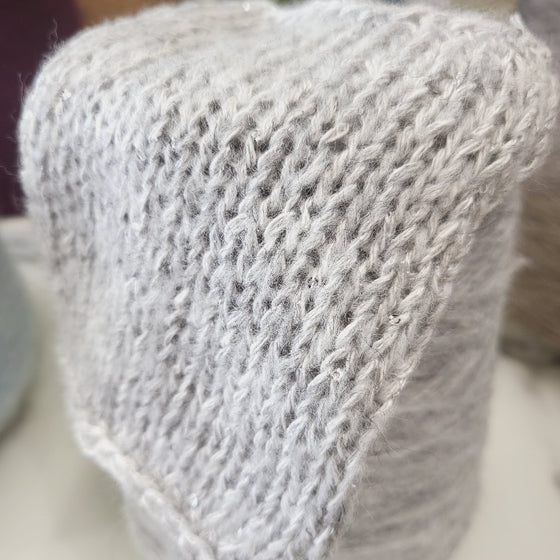 Italian wool
premium yarn
handcrafted knitting supplies
