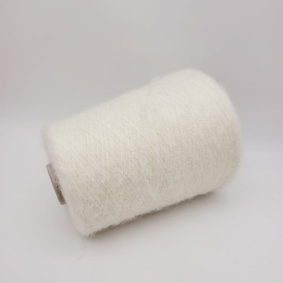 Italian wool
premium yarn
handcrafted knitting supplies