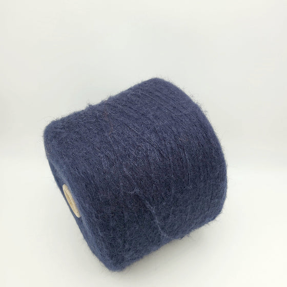 Italian wool
premium yarn
handcrafted knitting supplies