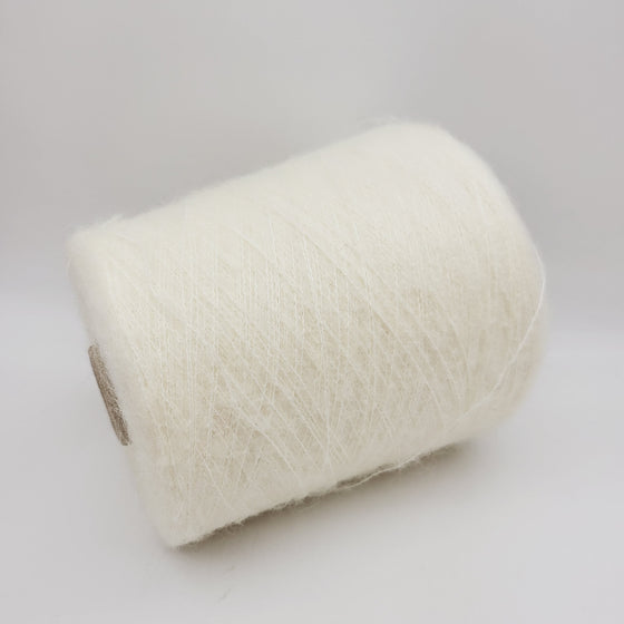 Italian wool
premium yarn
handcrafted knitting supplies