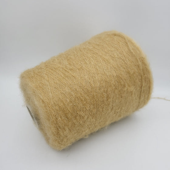 Italian wool
premium yarn
handcrafted knitting supplies