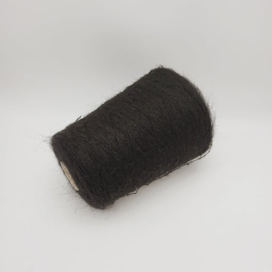Italian wool
premium yarn
handcrafted knitting supplies