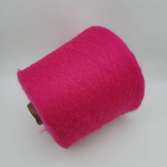 Italian wool
premium yarn
handcrafted knitting supplies
