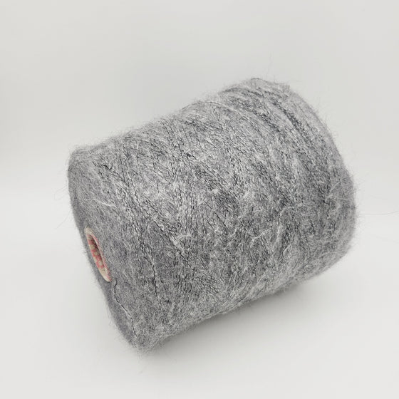 Italian wool
premium yarn
handcrafted knitting supplies