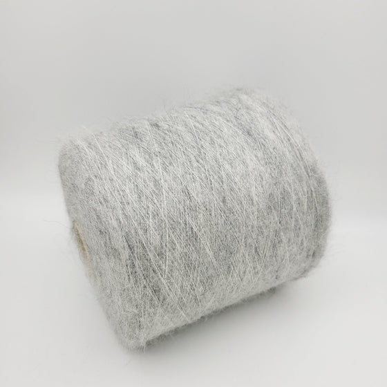 Italian wool
premium yarn
handcrafted knitting supplies