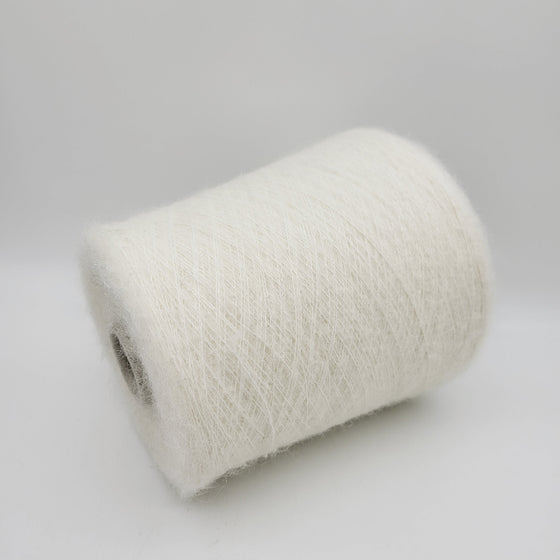 Italian wool
premium yarn
handcrafted knitting supplies