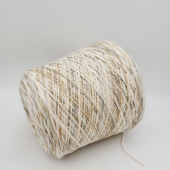 Italian wool
premium yarn
handcrafted knitting supplies