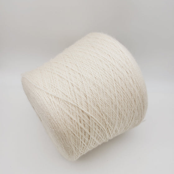 Italian wool
premium yarn
handcrafted knitting supplies