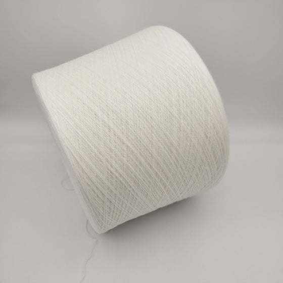 Italian wool
premium yarn
handcrafted knitting supplies