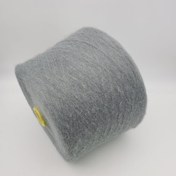 Italian wool
premium yarn
handcrafted knitting supplies