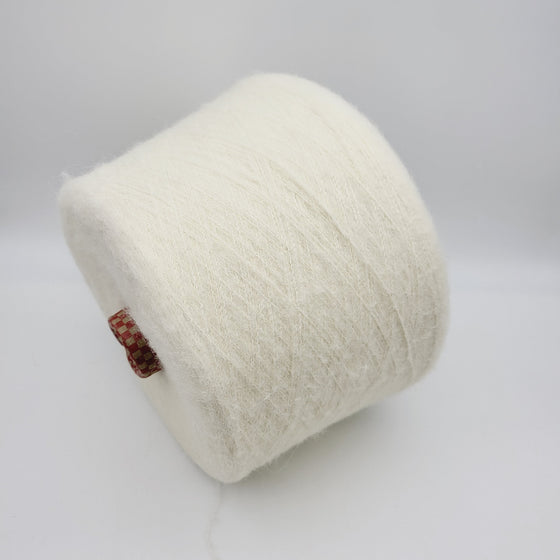 Italian wool
premium yarn
handcrafted knitting supplies