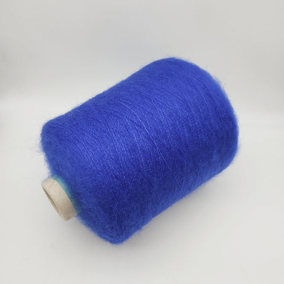 Italian wool
premium yarn
handcrafted knitting supplies