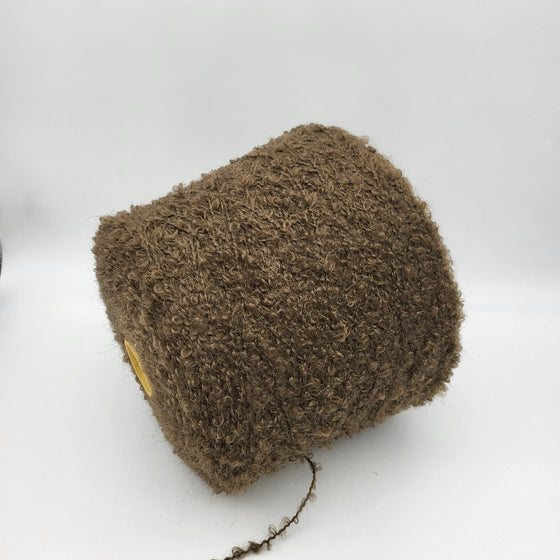 Italian wool
premium yarn
handcrafted knitting supplies