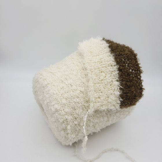 Italian wool
premium yarn
handcrafted knitting supplies