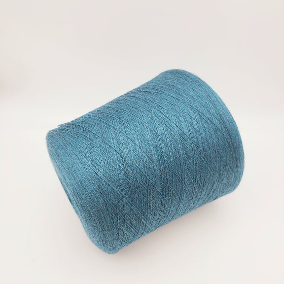 Italian wool
premium yarn
handcrafted knitting supplies