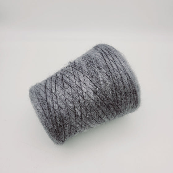 Italian wool
premium yarn
handcrafted knitting supplies