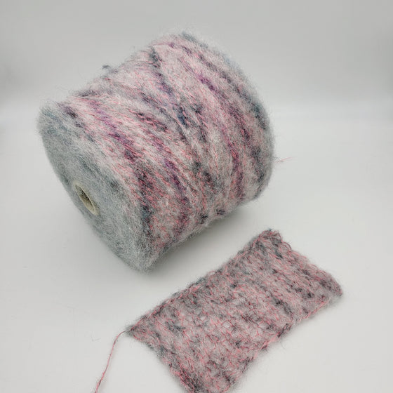 Italian wool
premium yarn
handcrafted knitting supplies