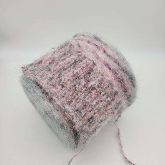Italian wool
premium yarn
handcrafted knitting supplies