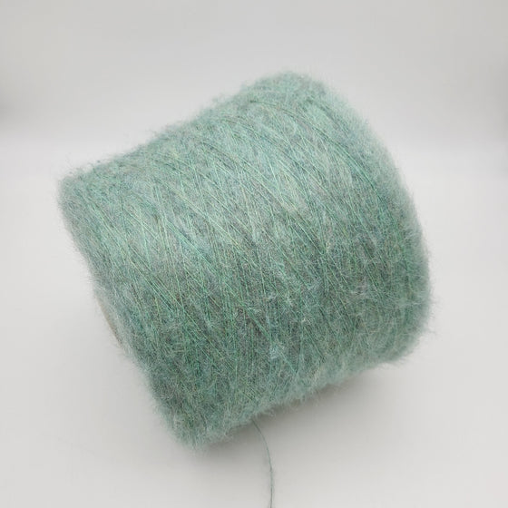 Italian wool
premium yarn
handcrafted knitting supplies