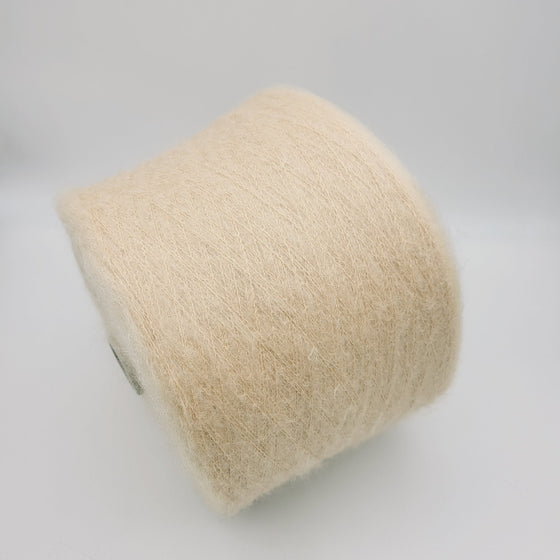 Italian wool
premium yarn
handcrafted knitting supplies