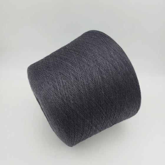 Italian wool
premium yarn
handcrafted knitting supplies
