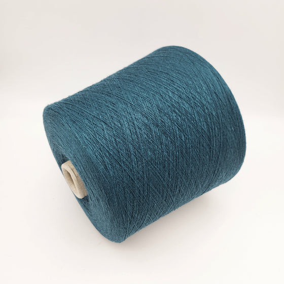 Italian wool
premium yarn
handcrafted knitting supplies