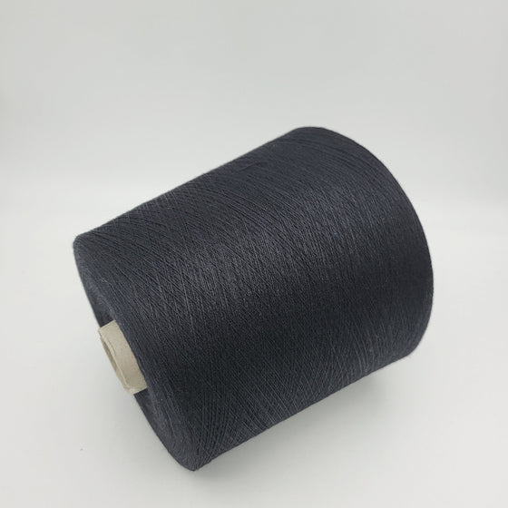 Italian wool
premium yarn
handcrafted knitting supplies