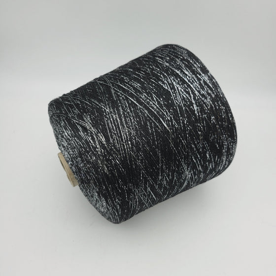 Italian wool
premium yarn
handcrafted knitting supplies