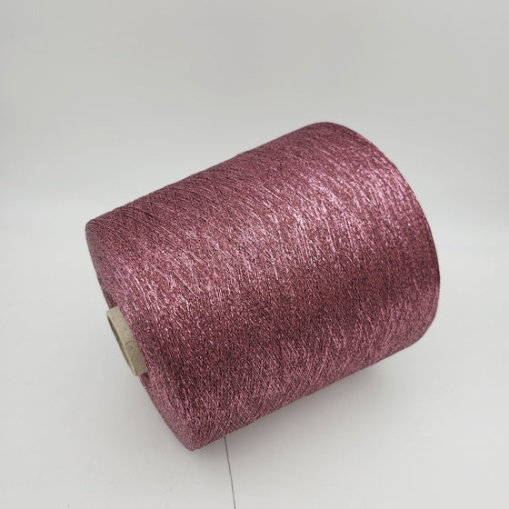 Italian wool
premium yarn
handcrafted knitting supplies