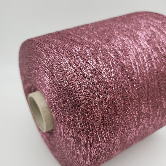 Italian wool
premium yarn
handcrafted knitting supplies