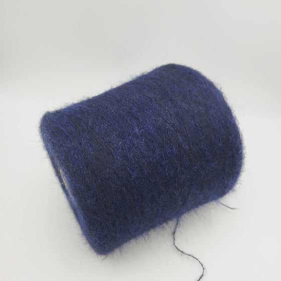 Italian wool
premium yarn
handcrafted knitting supplies