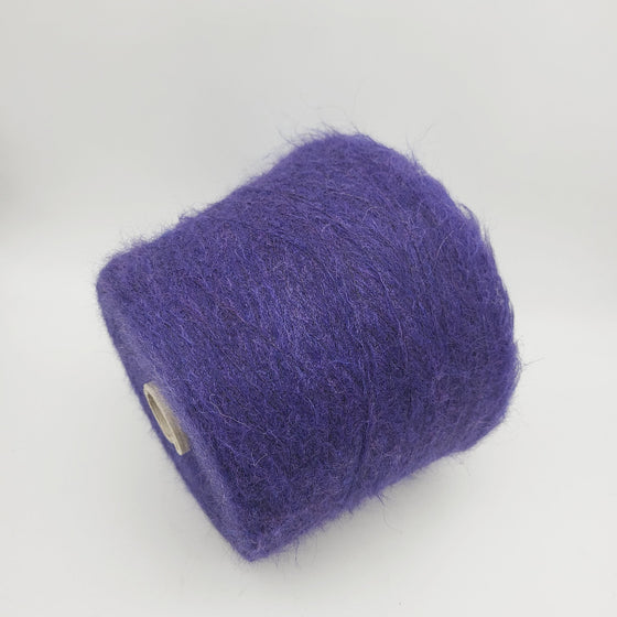 Italian wool
premium yarn
handcrafted knitting supplies