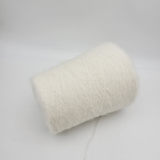 Italian wool
premium yarn
handcrafted knitting supplies