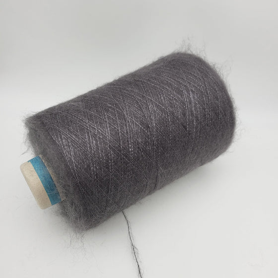 Italian wool
premium yarn
handcrafted knitting supplies
