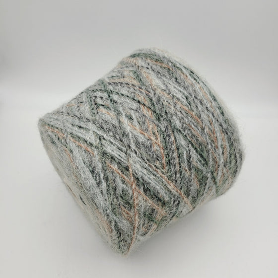 Italian wool
premium yarn
handcrafted knitting supplies