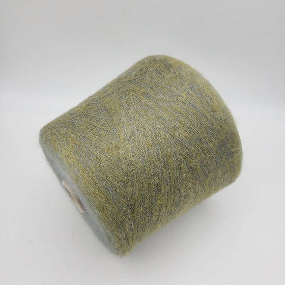 Italian wool
premium yarn
handcrafted knitting supplies