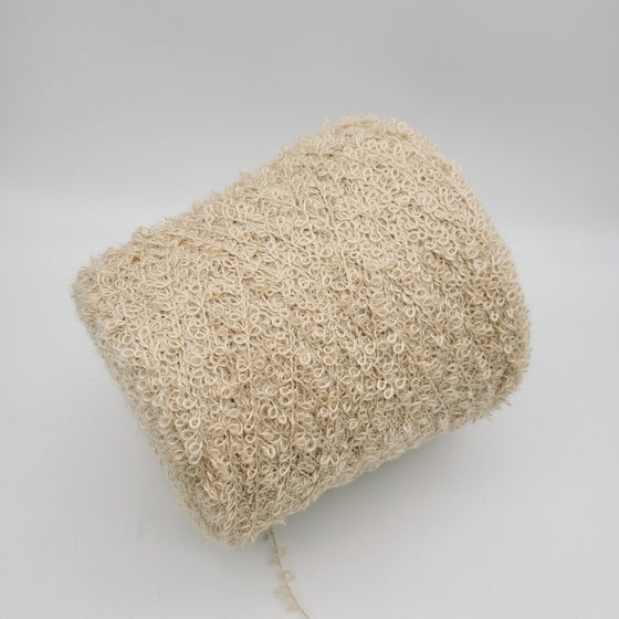 Italian wool
premium yarn
handcrafted knitting supplies