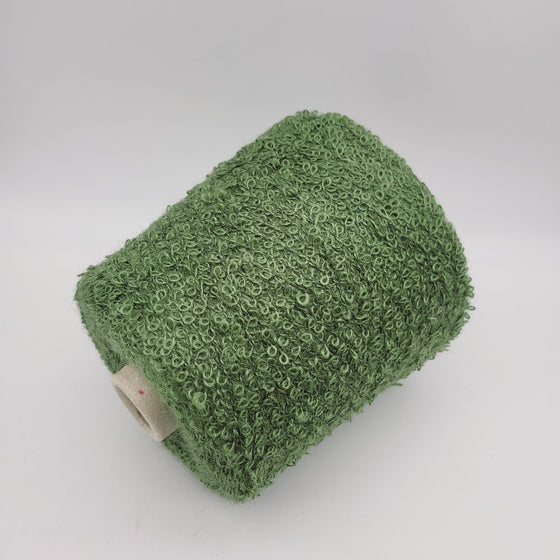 Italian wool
premium yarn
handcrafted knitting supplies