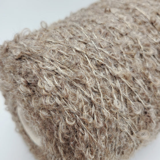 Italian wool
premium yarn
handcrafted knitting supplies