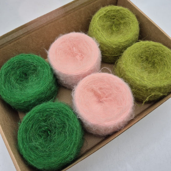 Italian wool
premium yarn
handcrafted knitting supplies