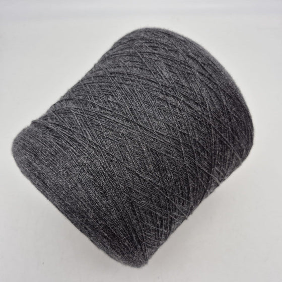 Italian wool
premium yarn
handcrafted knitting supplies
