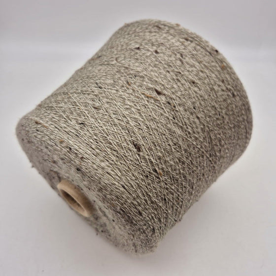 Italian wool
premium yarn
handcrafted knitting supplies
