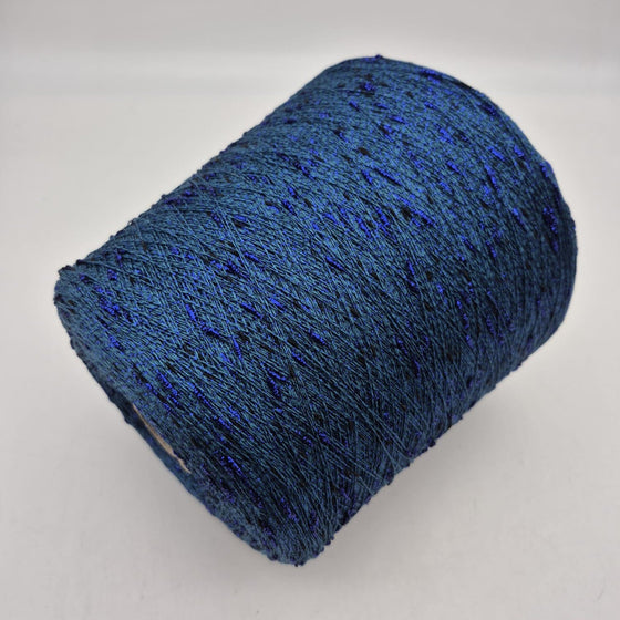 Italian wool
premium yarn
handcrafted knitting supplies
