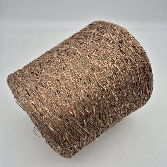 Italian wool
premium yarn
handcrafted knitting supplies

