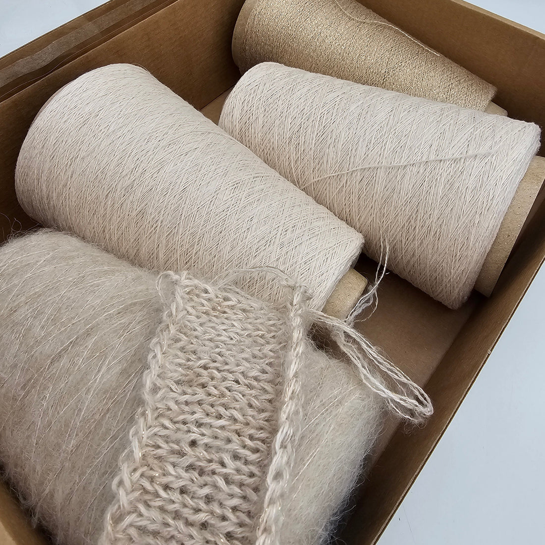 Lion Brand Jiffy Bonus Bundle Yarn Seafoam 451-108 (1-Skein) Same Dye Lot  Chunky Bulky #5 Soft Knitting Yarn Crochet 100% Acrylic Bundle with 1